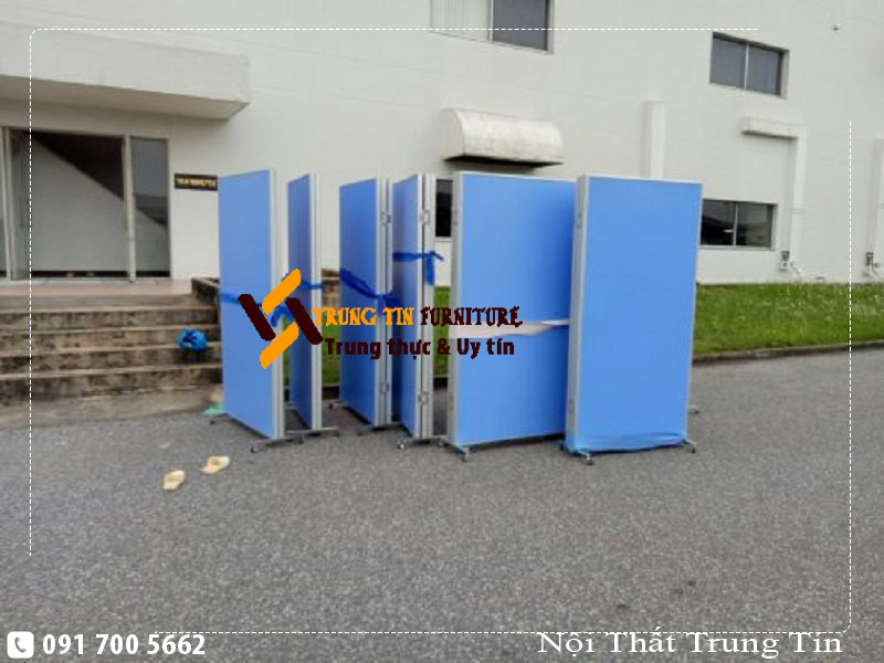 Vách ngăn di động có bánh xe - Vách ngăn văn phòng nỉ có bánh xe